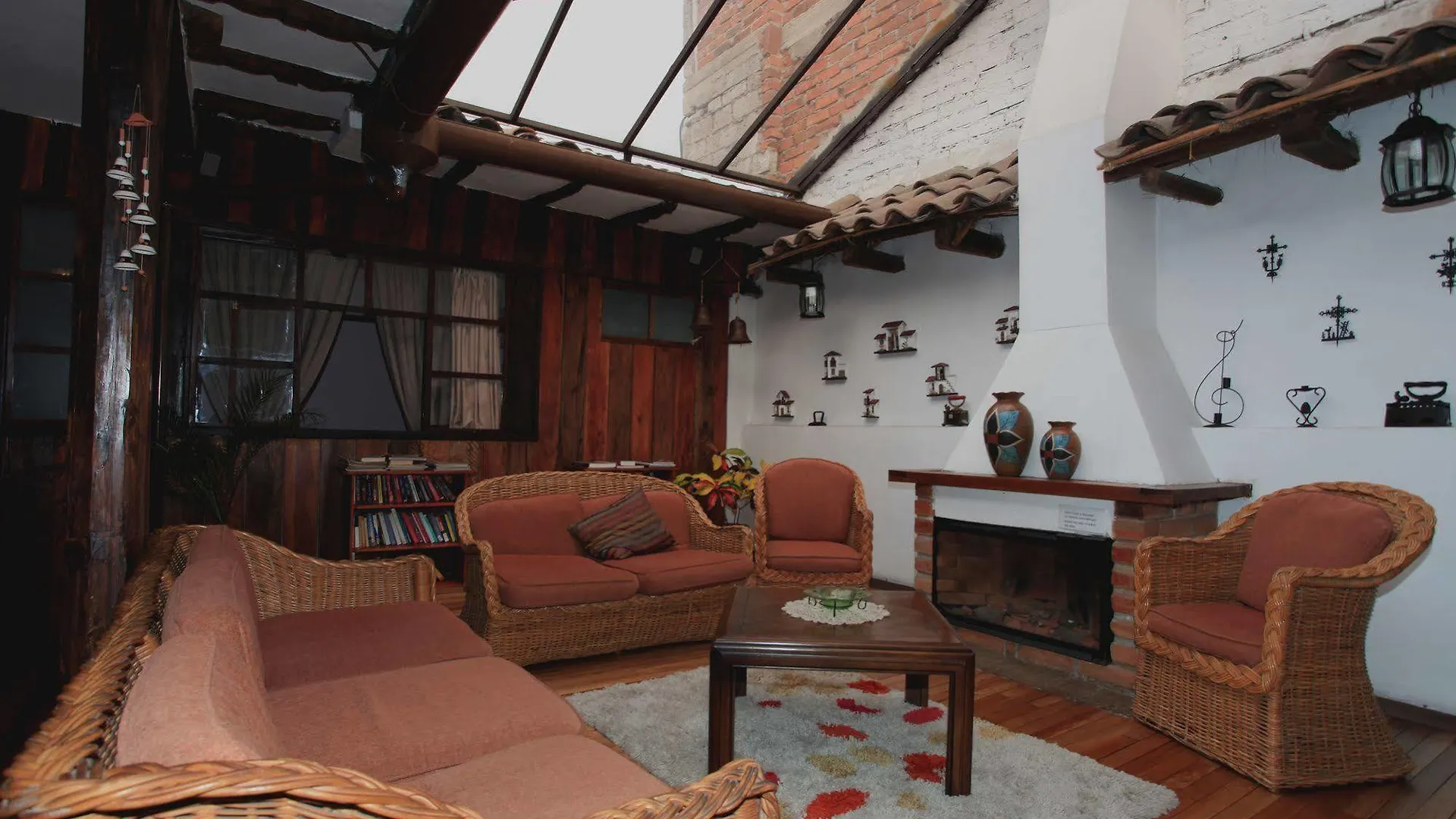 קואנקה Hotel Casa Ordonez לינה וארוחת בוקר