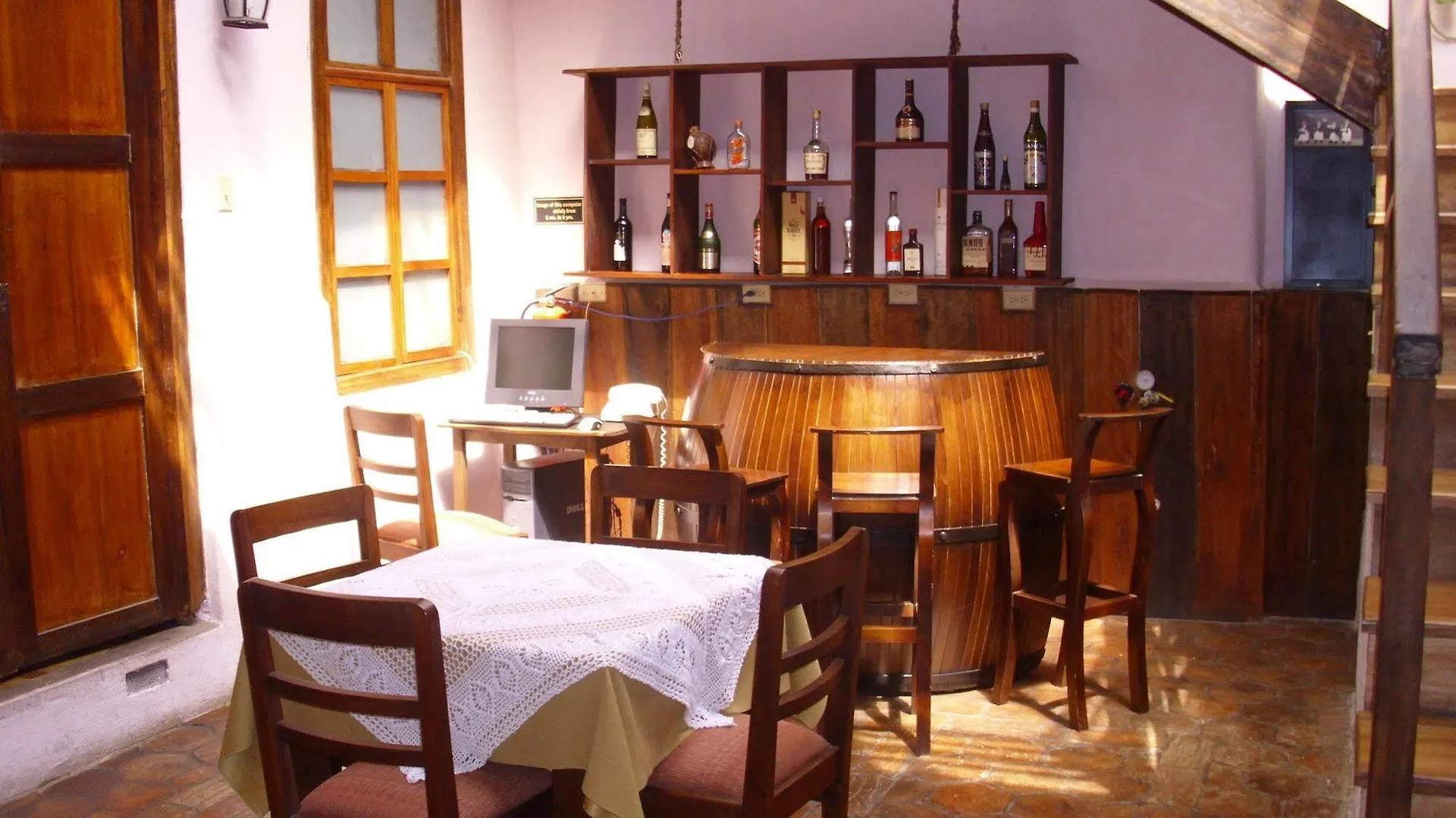 קואנקה Hotel Casa Ordonez לינה וארוחת בוקר