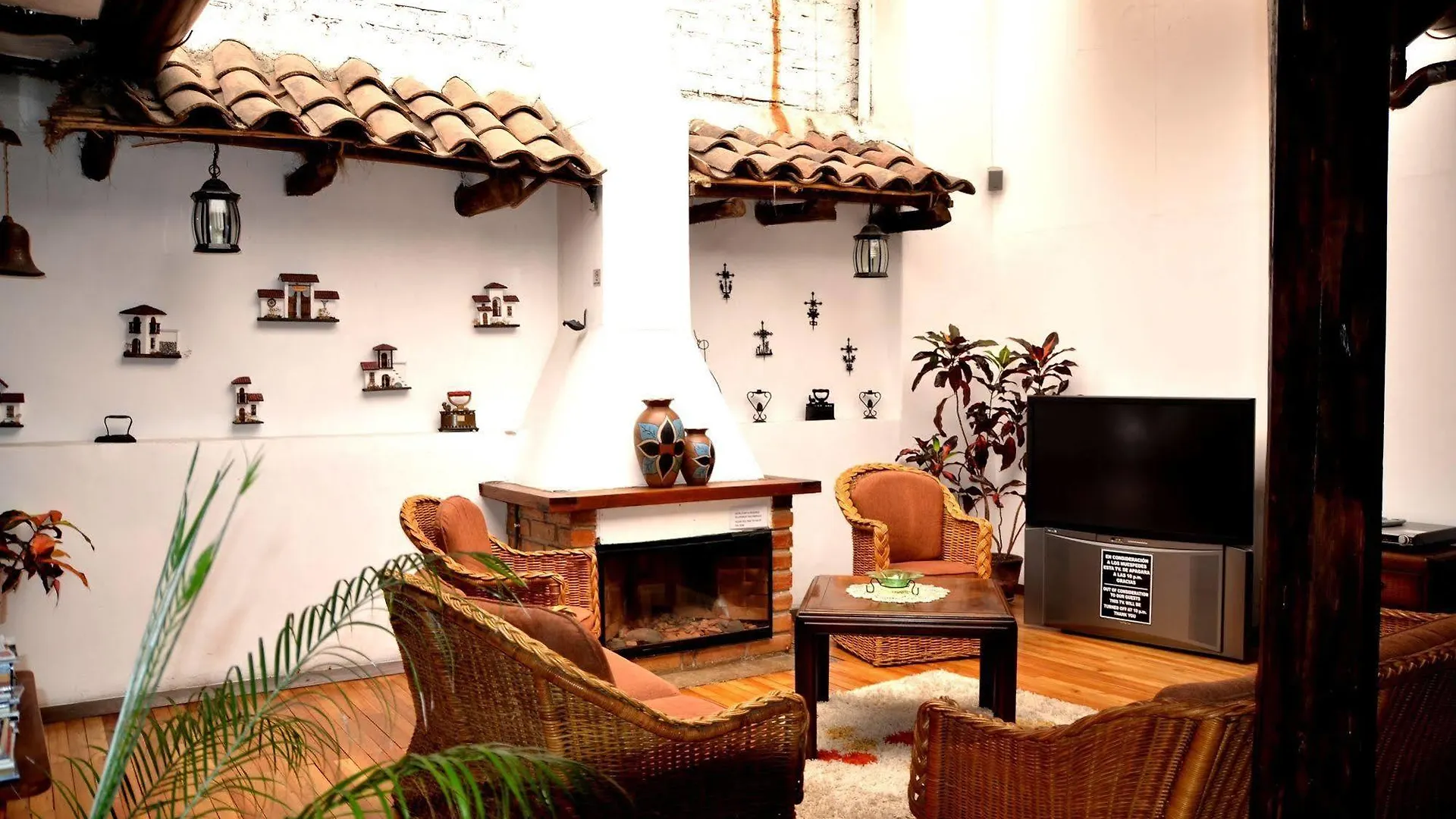 לינה וארוחת בוקר קואנקה Hotel Casa Ordonez